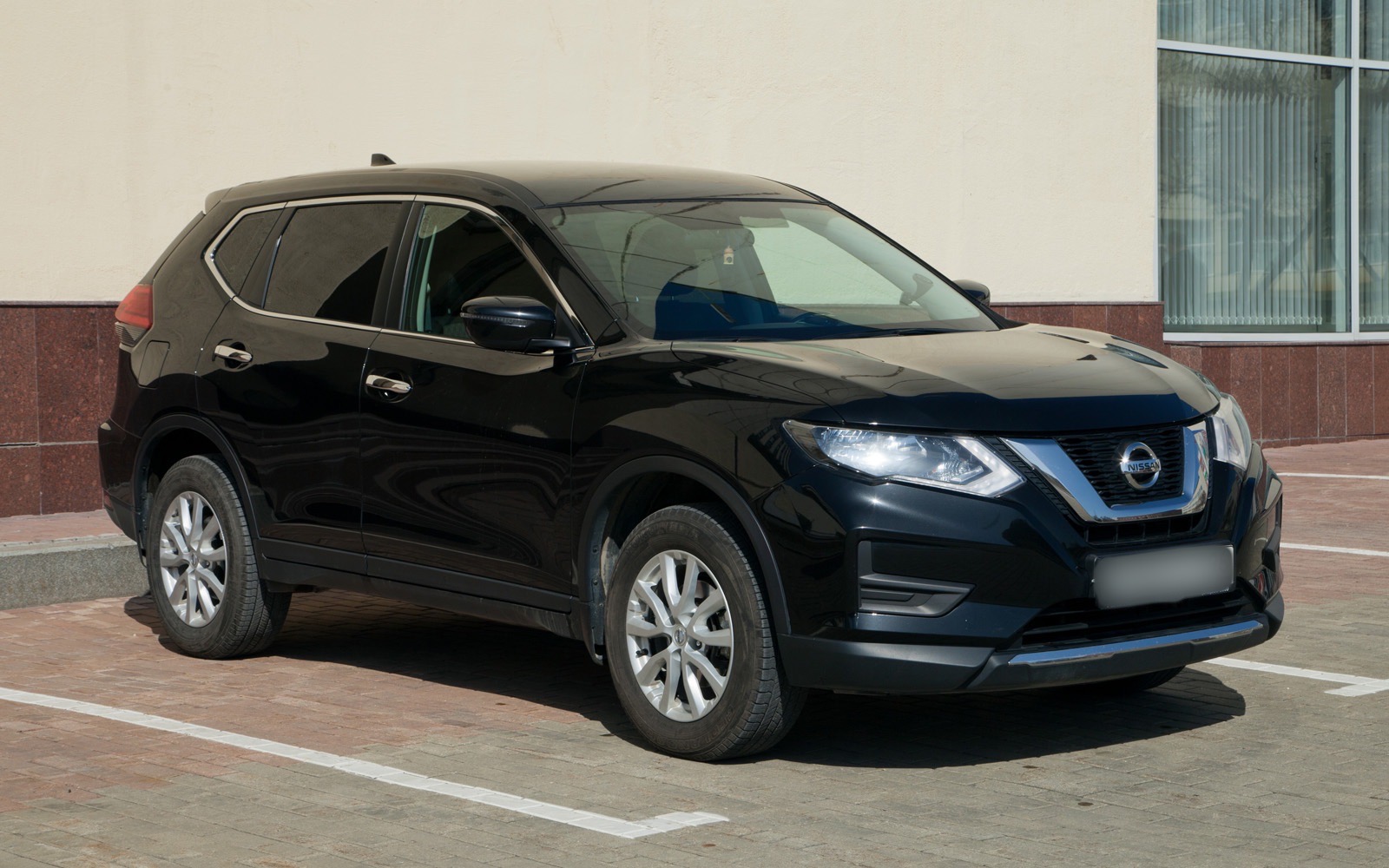 NISSAN-X-Trail